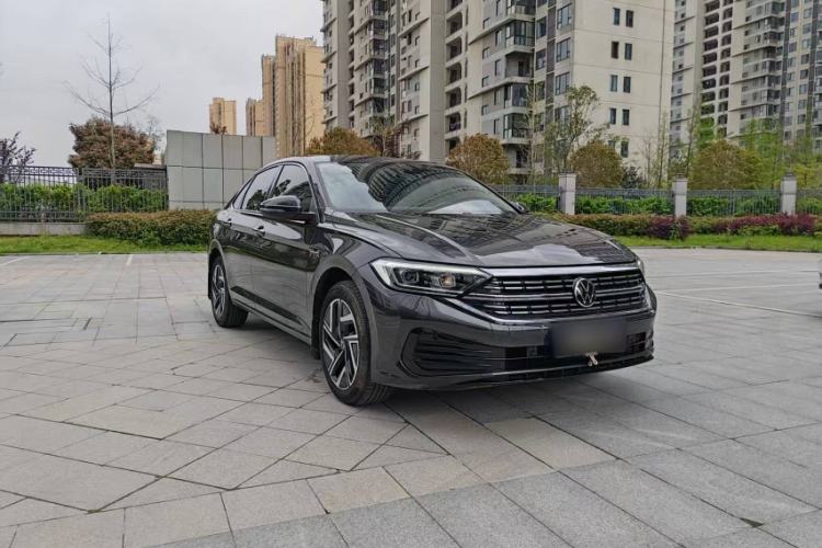 Used Volkswagen Sagitar 2023 200TSI DSG Excellence Edition Front Left 45 Deg