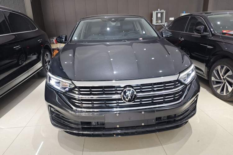 Used Volkswagen Sagitar 2023 300TSI DSG Excellence Edition Front
