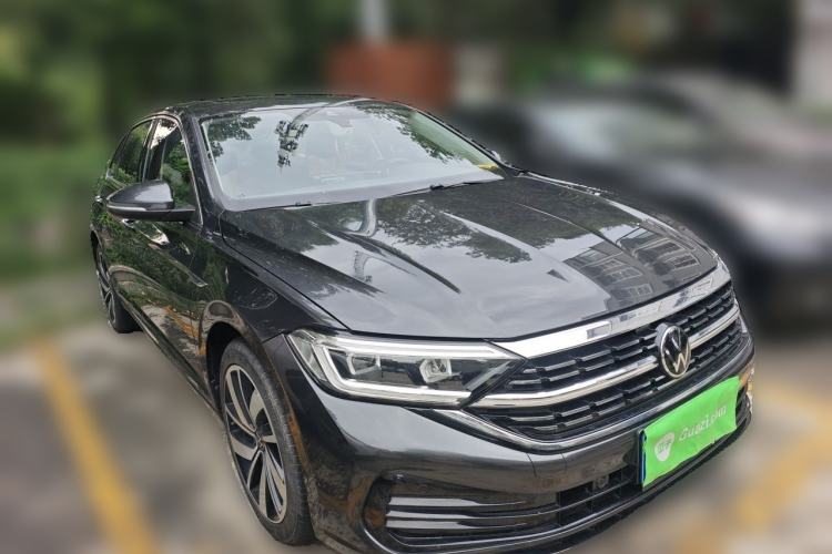 Used Volkswagen Sagitar 2023 300TSI DSG Excellence Edition Front Right 45 Deg