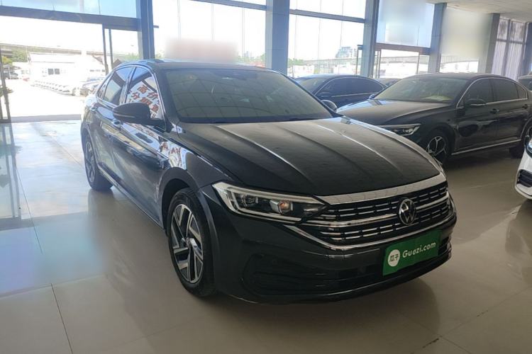 Used Volkswagen Sagitar 2023 300TSI DSG Excellence Edition Front Right 45 Deg