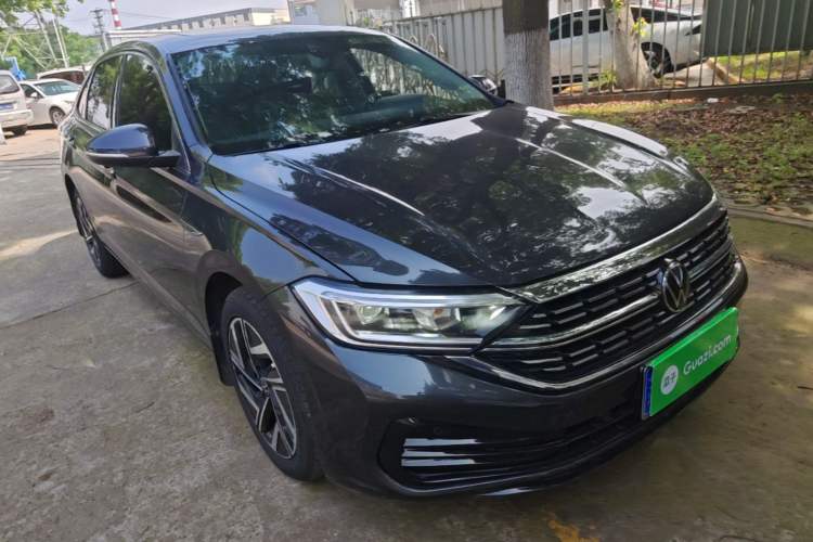 Used Volkswagen Sagitar 2023 300TSI DSG Excellence Edition Front Right 45 Deg