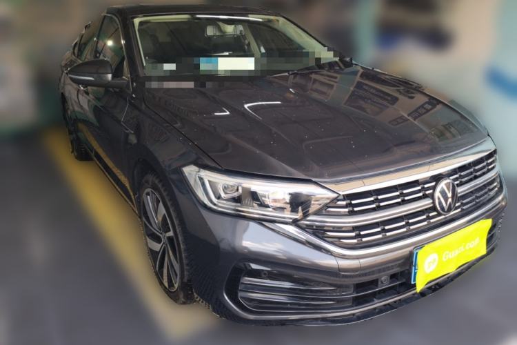 Used Volkswagen Sagitar 2023 300TSI DSG Excellence Edition Front Right 45 Deg