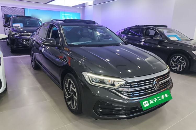 Used Volkswagen Sagitar 2023 300TSI DSG Excellence Edition Front Right 45 Deg