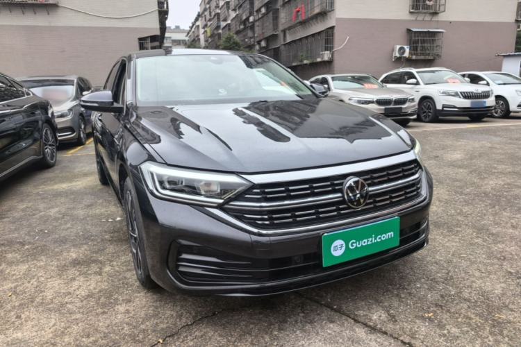 Used Volkswagen Sagitar 2023 300TSI DSG Excellence Edition Front Right 45 Deg