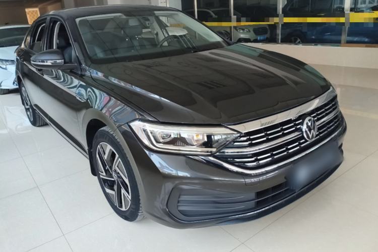 Used Volkswagen Sagitar 2023 300TSI DSG Flyover Edition Front Right 45 Deg