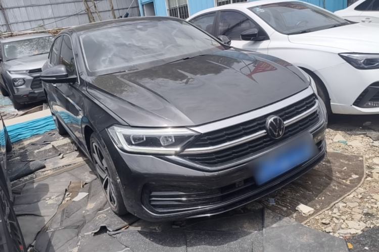 Used Volkswagen Sagitar 2023 300TSI DSG Excellence Edition Front Right 45 Deg