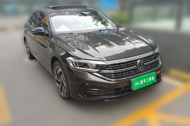 Used Volkswagen Sagitar 2023 280TSI DSG Excellence Edition Front Right 45 Deg