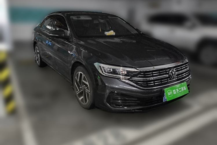 Used Volkswagen Sagitar 2023 300TSI DSG Excellence Edition Front Right 45 Deg