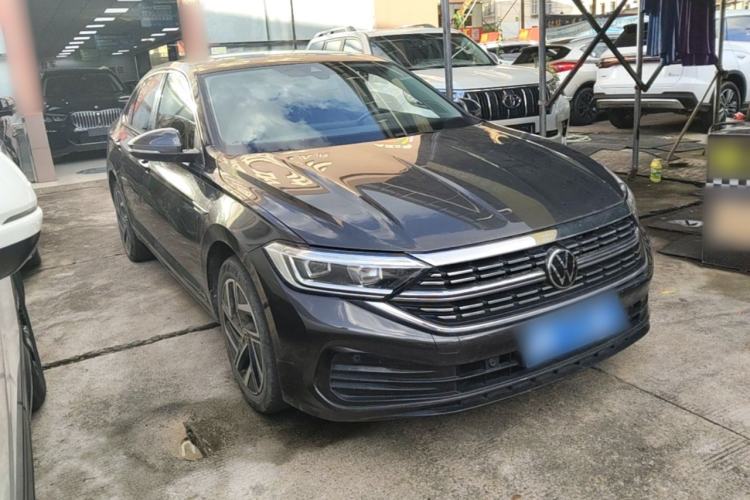 Used Volkswagen Sagitar 2023 300TSI DSG Excellence Edition Front Right 45 Deg
