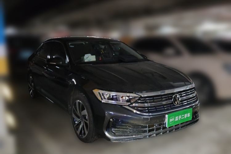 Used Volkswagen Sagitar 2023 300TSI DSG Excellence Edition Front Right 45 Deg
