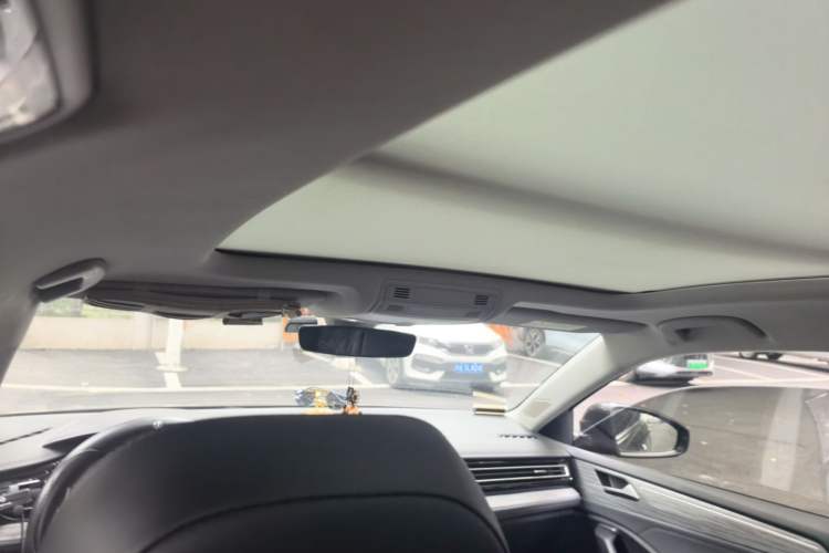 Used Volkswagen Sagitar 2023 300TSI DSG Excellence Edition Headliner