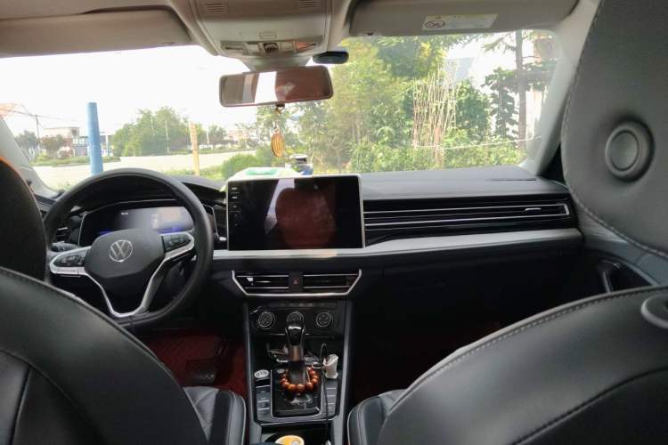 Used Volkswagen Sagitar 2023 300TSI DSG Excellence Edition Headliner
