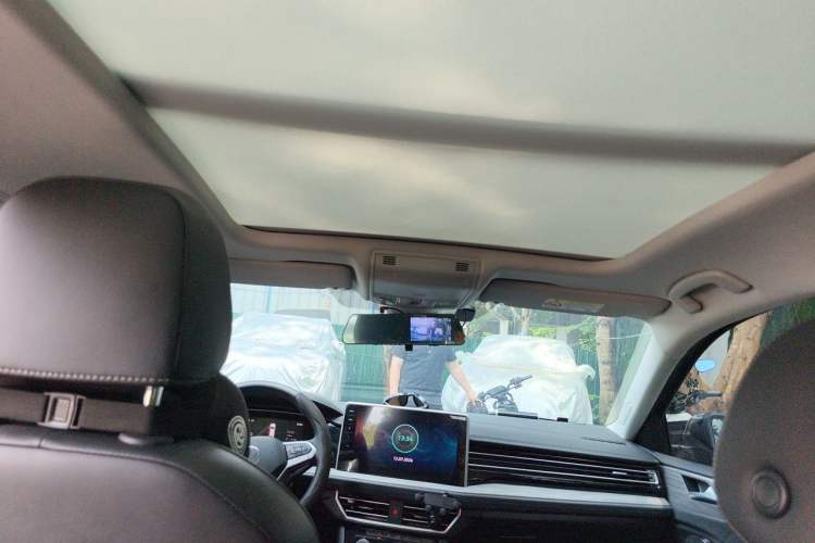 Used Volkswagen Sagitar 2023 300TSI DSG Excellence Edition Headliner