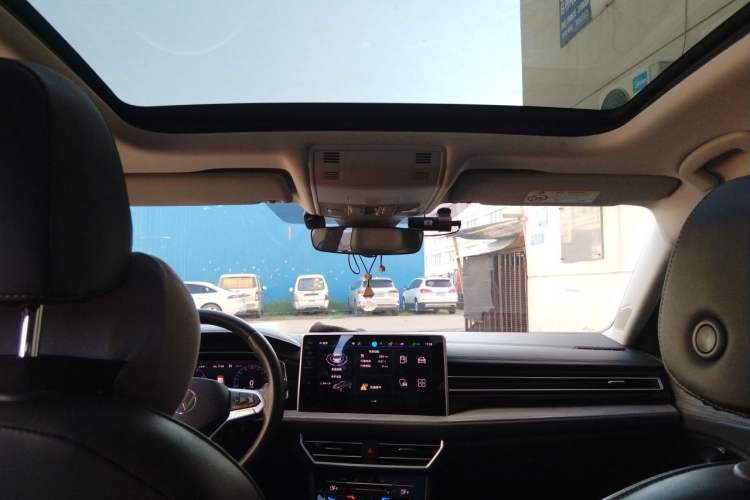 Used Volkswagen Sagitar 2023 300TSI DSG Excellence Edition Headliner