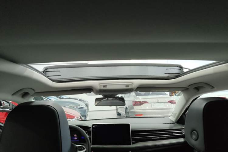 Used Volkswagen Sagitar 2023 300TSI DSG Excellence Edition Headliner