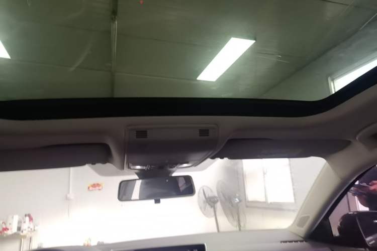 Used Volkswagen Sagitar 2023 300TSI DSG Excellence Edition Headliner