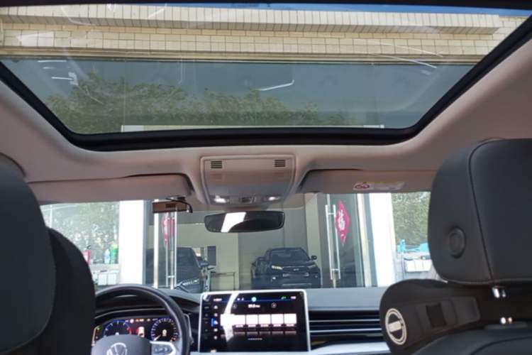 Used Volkswagen Sagitar 2023 280TSI DSG Excellence Edition Headliner