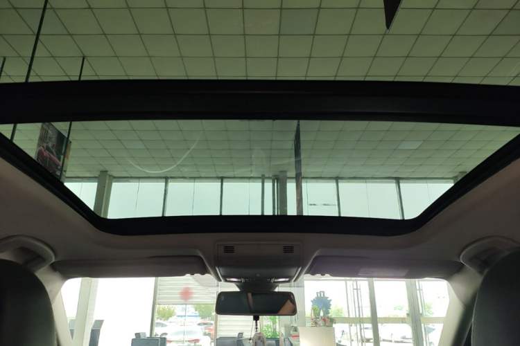 Used Volkswagen Sagitar 2023 300TSI DSG Excellence Edition Headliner