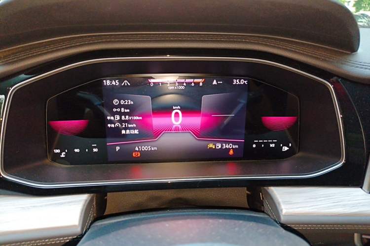 Used Volkswagen Sagitar 2023 300TSI DSG Excellence Edition Instrument Cluster