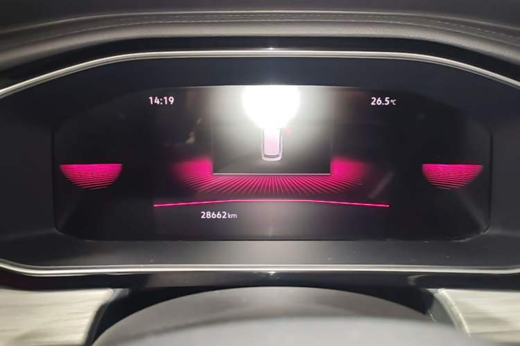 Used Volkswagen Sagitar 2023 300TSI DSG Excellence Edition Instrument Cluster