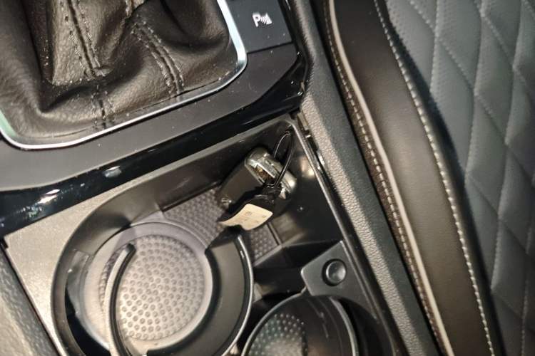 Used Volkswagen Sagitar 2023 300TSI DSG Excellence Edition Interior 1
