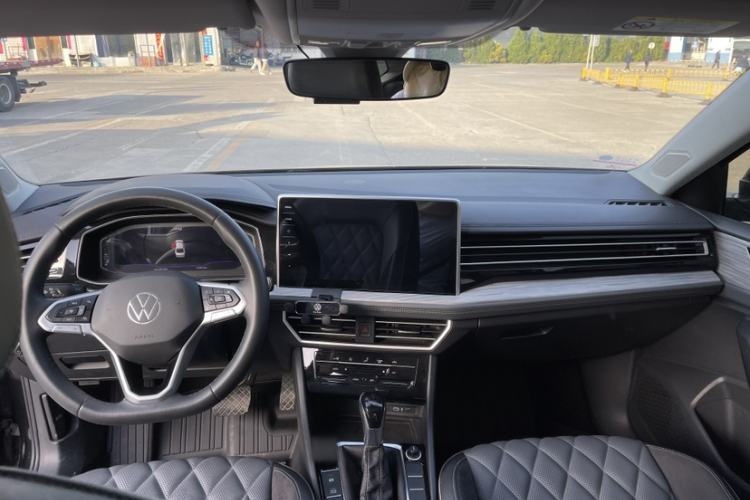 Used Volkswagen Sagitar 2023 300TSI DSG Excellence Edition Interior 1
