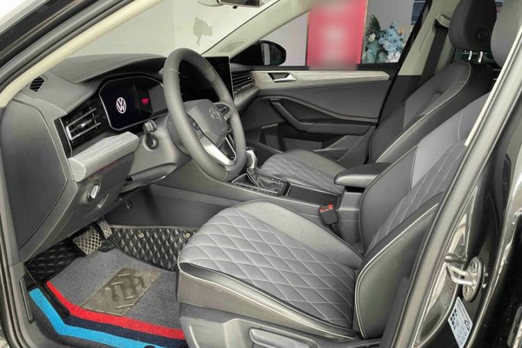 Used Volkswagen Sagitar 2023 300TSI DSG Excellence Edition Interior 2