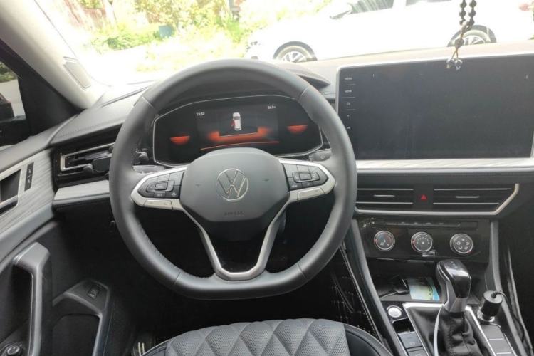 Used Volkswagen Sagitar 2023 300TSI DSG Excellence Edition Interior 2