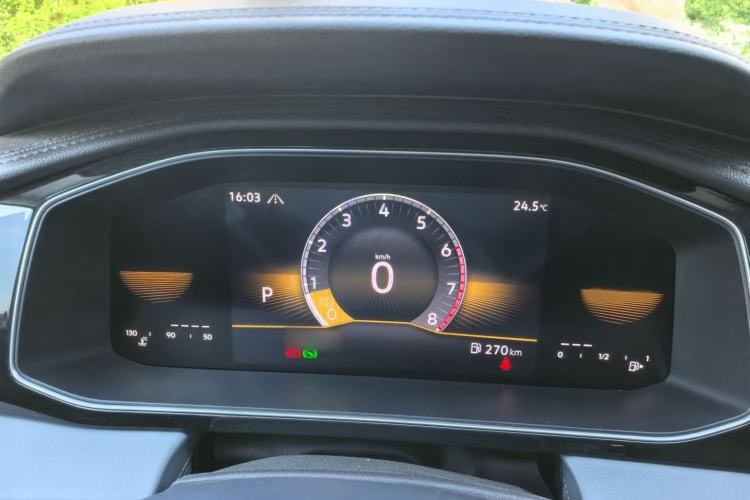 Used Volkswagen Sagitar 2023 300TSI DSG Flyover Edition Interior 4