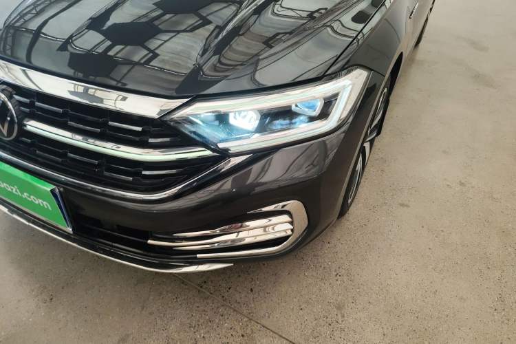 Used Volkswagen Sagitar 2023 300TSI DSG Excellence Edition Left Front Headlight