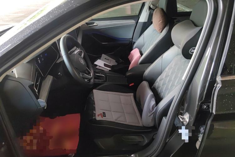Used Volkswagen Sagitar 2023 300TSI DSG Excellence Edition Left Front Seat