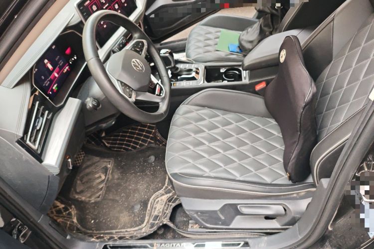 Used Volkswagen Sagitar 2023 300TSI DSG Excellence Edition Left Front Seat
