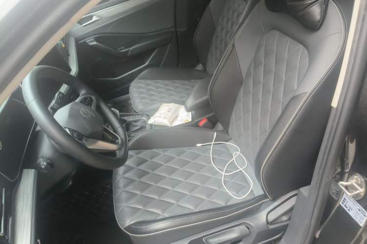 Used Volkswagen Sagitar 2023 200TSI DSG Flyover Edition Left Front Seat