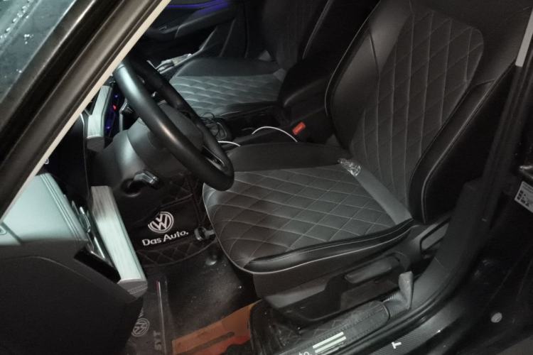 Used Volkswagen Sagitar 2023 300TSI DSG Excellence Edition Left Front Seat