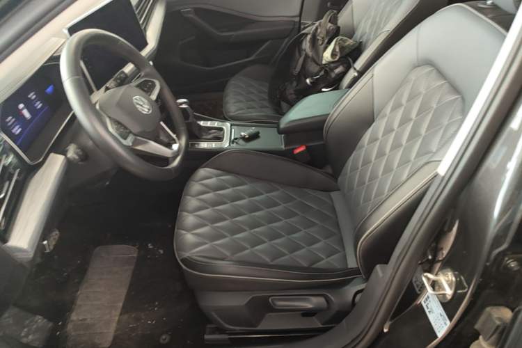 Used Volkswagen Sagitar 2023 200TSI DSG Excellence Edition Left Front Seat