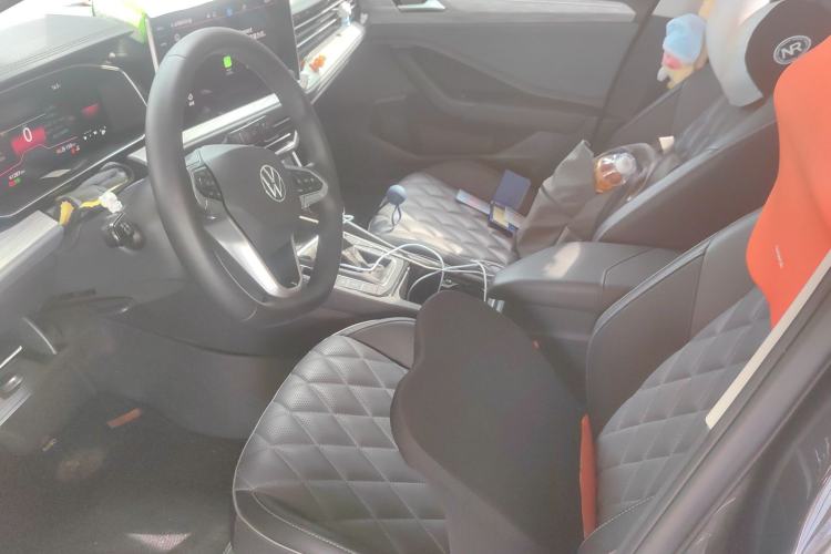 Used Volkswagen Sagitar 2023 300TSI DSG Excellence Edition Left Front Seat