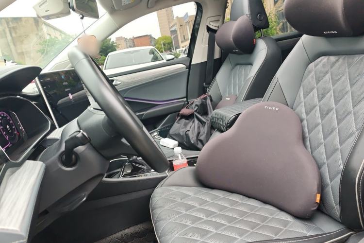 Used Volkswagen Sagitar 2023 300TSI DSG Excellence Edition Left Front Seat