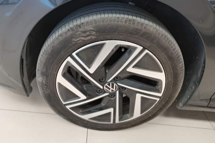 Used Volkswagen Sagitar 2023 200TSI DSG Excellence Edition Left Front Wheel Hub