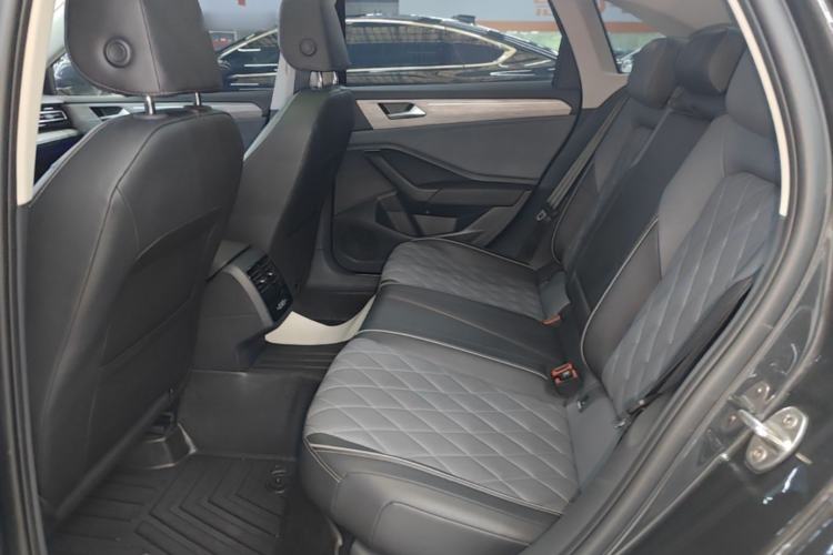 Used Volkswagen Sagitar 2023 300TSI DSG Excellence Edition Left Rear Seat