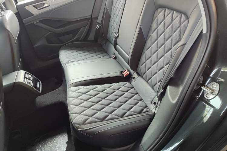 Used Volkswagen Sagitar 2023 300TSI DSG Excellence Edition Left Rear Seat