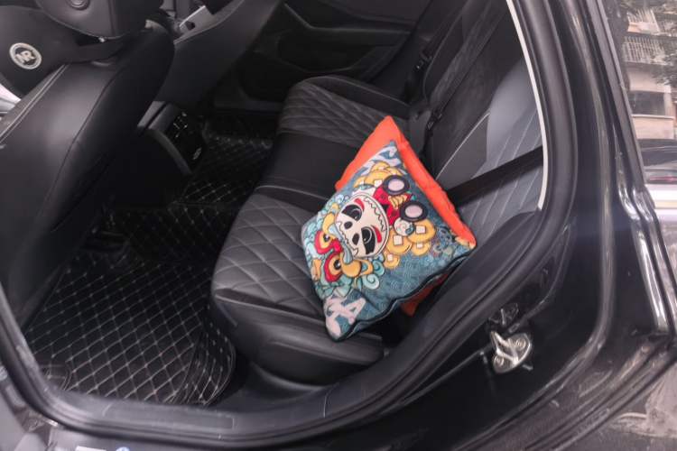 Used Volkswagen Sagitar 2023 300TSI DSG Excellence Edition Left Rear Seat