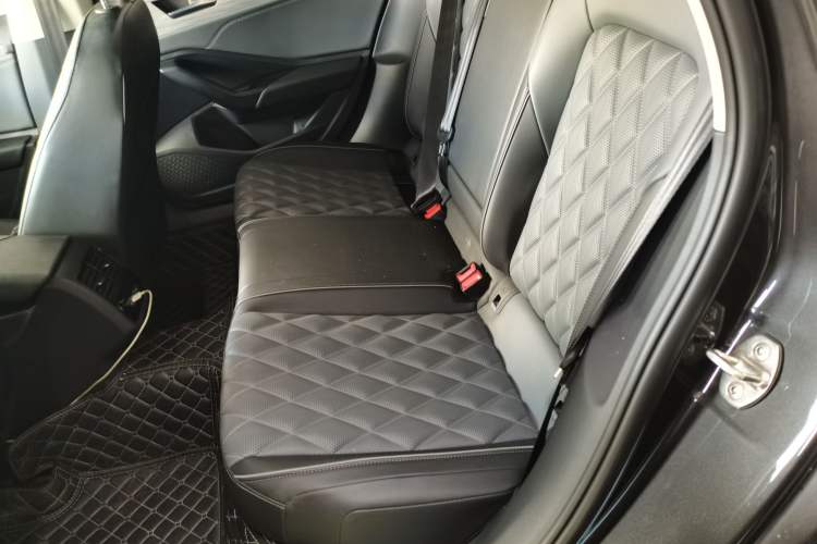 Used Volkswagen Sagitar 2023 300TSI DSG Excellence Edition Left Rear Seat