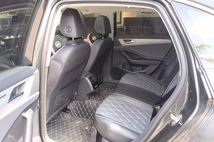 Used Volkswagen Sagitar 2023 300TSI DSG Excellence Edition Left Rear Seat