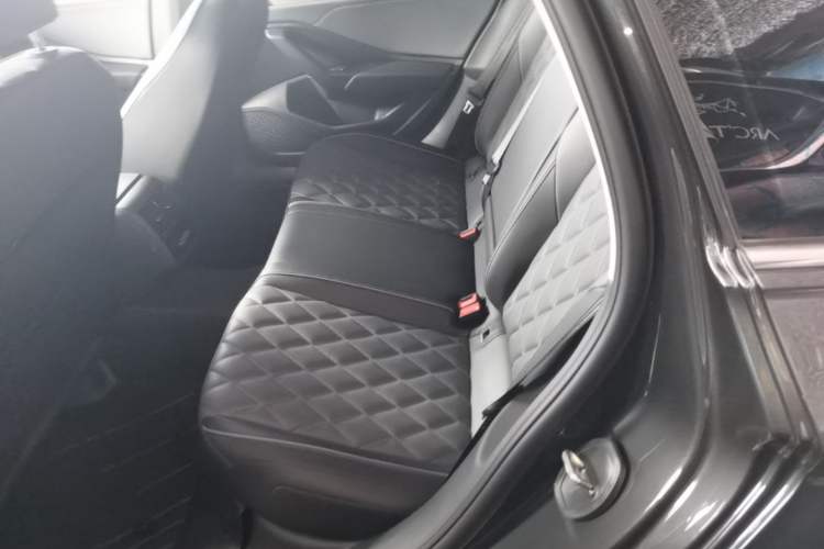 Used Volkswagen Sagitar 2023 300TSI DSG Excellence Edition Left Rear Seat
