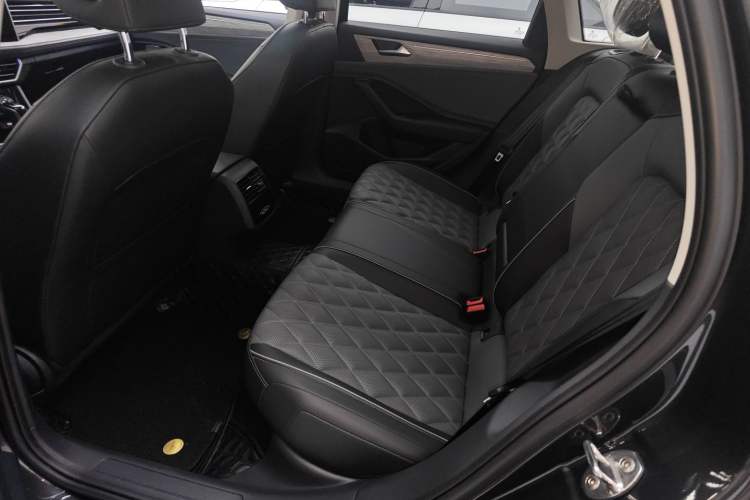Used Volkswagen Sagitar 2023 300TSI DSG Excellence Edition Left Rear Seat