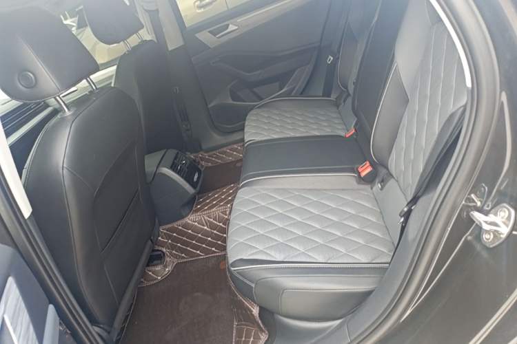 Used Volkswagen Sagitar 2023 300TSI DSG Excellence Edition Left Rear Seat