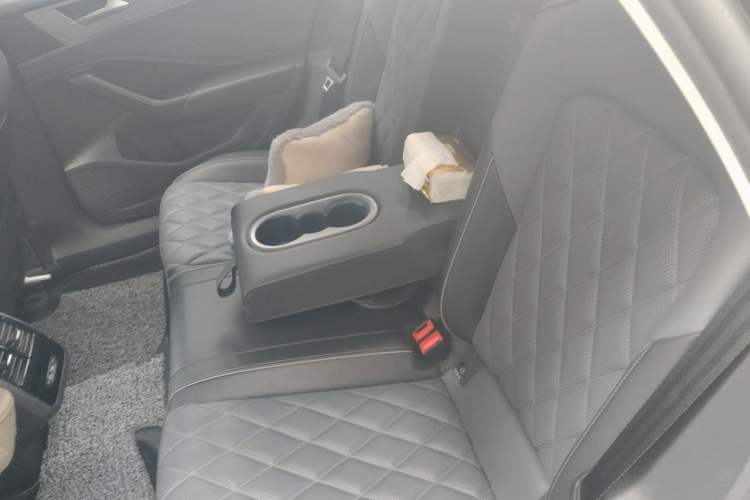 Used Volkswagen Sagitar 2023 280TSI DSG Excellence Edition Left Rear Seat
