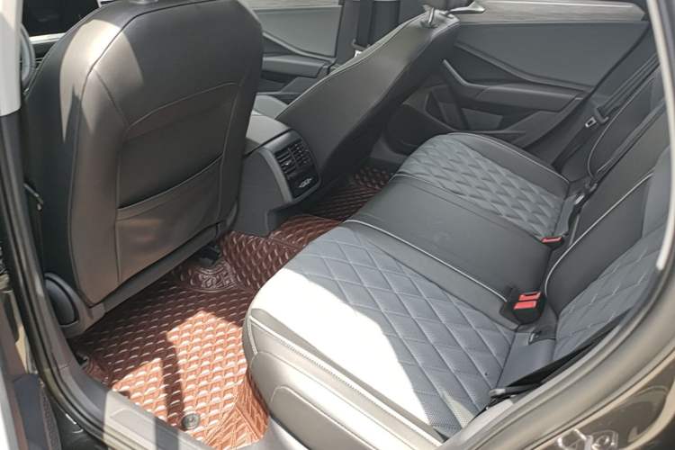 Used Volkswagen Sagitar 2023 300TSI DSG Excellence Edition Left Rear Seat