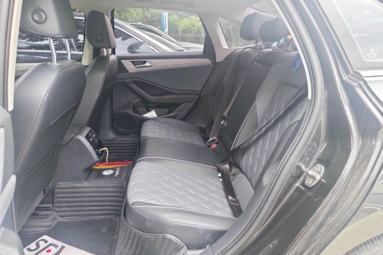Used Volkswagen Sagitar 2023 300TSI DSG Excellence Edition Left Rear Seat