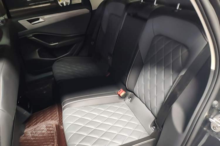 Used Volkswagen Sagitar 2023 300TSI DSG Excellence Edition Left Rear Seat